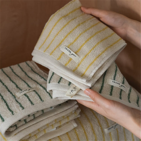 Green Dots Hand & Bath Towels – Peppery Home