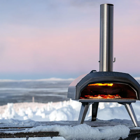 Ooni oven in outdoor winter setting