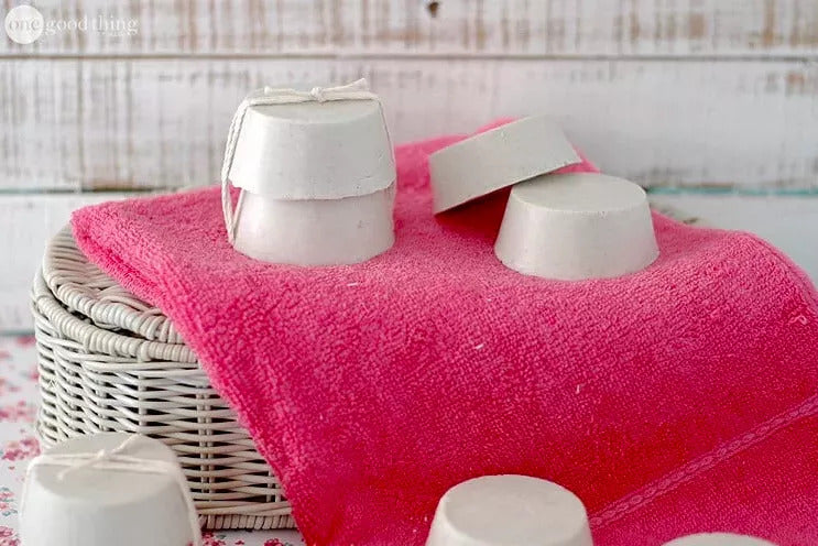 Savon fait maison pour les peaux à l'acné