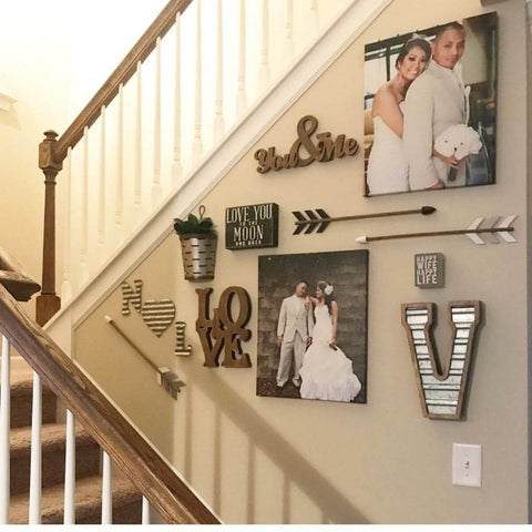 Wall decoration idea for stairs