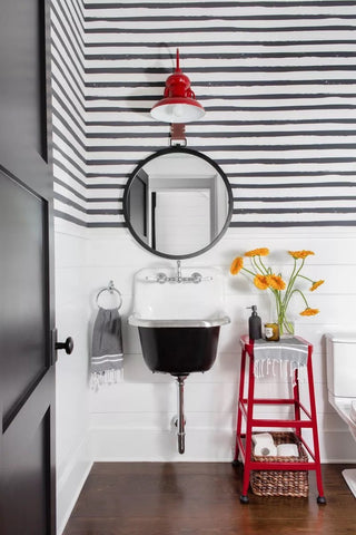 Sailor-style washbasin