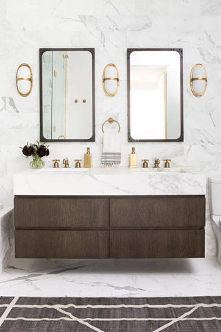 Seaside style marble bathroom