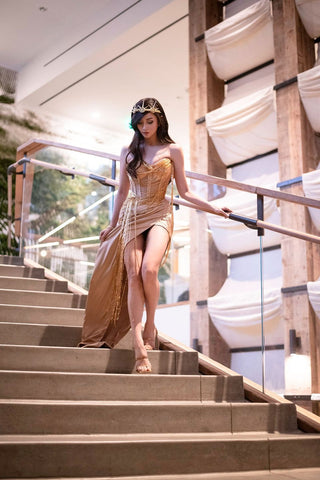 Alodia Gosiengfiao-Quimbo Struts her LoL-Inspired Cosplay