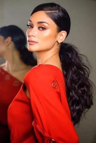 Pia Wurtzbach wears LVNA