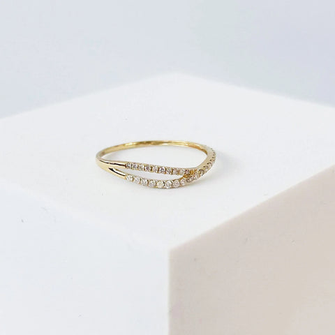 10 Must-Have Half-Eternity Promise Rings of LVNA