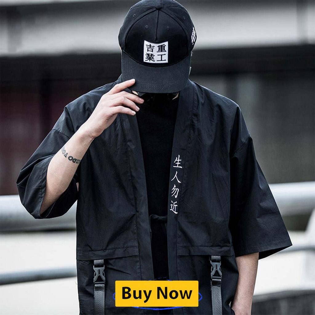 kimono-techwear-cyberpunk