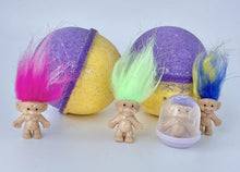 Load image into Gallery viewer, Troll surprise bath bomb for kids wholesale - CraftedBath
