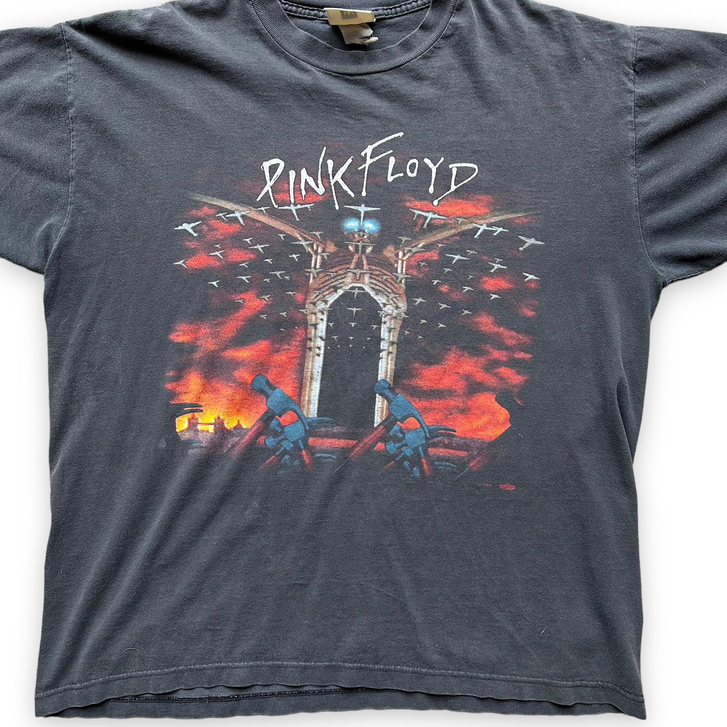 Vintage 1990s Winterland Pink Floyd The Wall Tee Size XL | Barn Owl Vintage  Seattle | Vintage Rock Tees