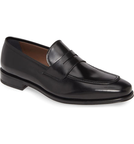 Size 6 Black Salvatore Ferragamo Shoes