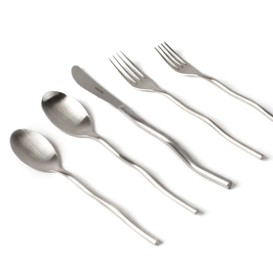 Lilia Matte Black Flatware (Set of 5) – McGee & Co.