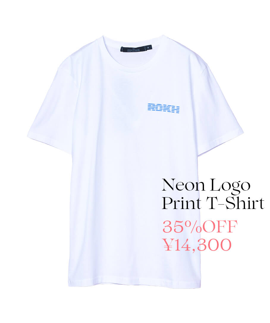 ロクの白のロゴプリントTシャツ