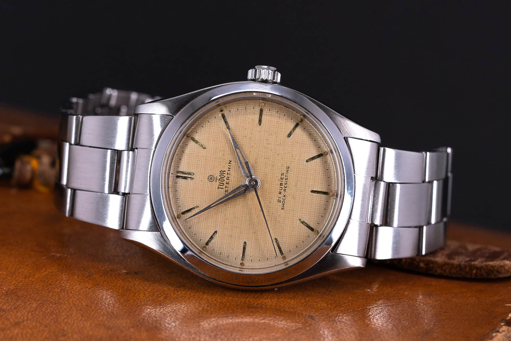 front view of the slim vintage Tudor 7960