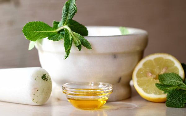 essential oil of lemon balm to sleep