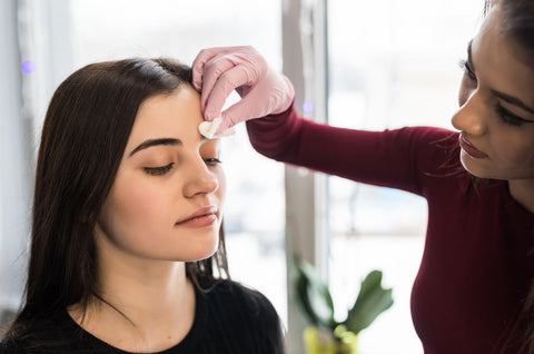 Preparation Before Undergoing Henna Brow Tinting