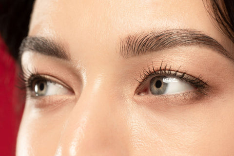 Who Is A Good Candidate for Ombre Brows, and Who Shouldn’t Get Them?