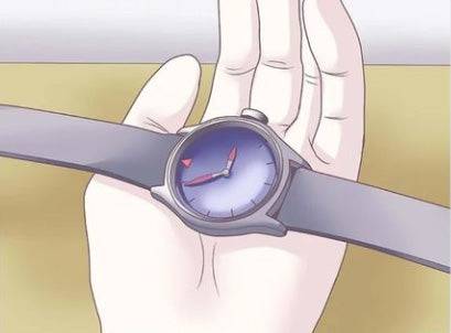 How To Use An Analog Watch As a Compass : r/lifehacks