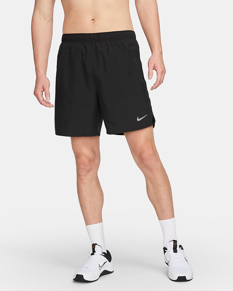 Nike Challenger Track Club Men's Dri-FIT Running Trousers. Nike LU