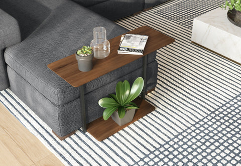 DE.CI Furniture L.IT Side Table