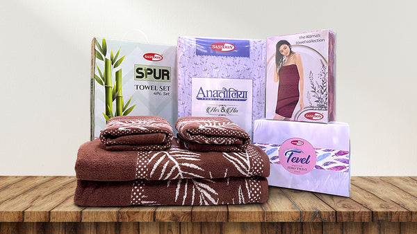 "High-quality Sassoon bath products - luxurious towels and bathrobes for ultimate comfort and relaxation."