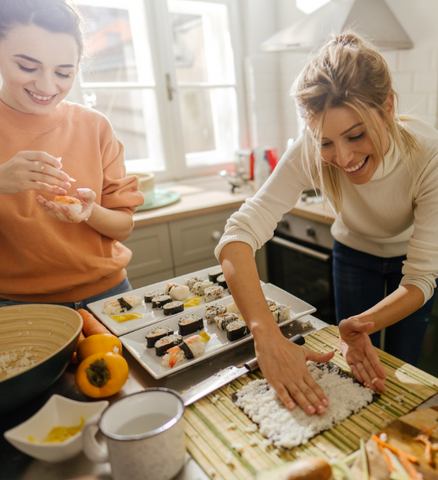 fun to make a sushi together