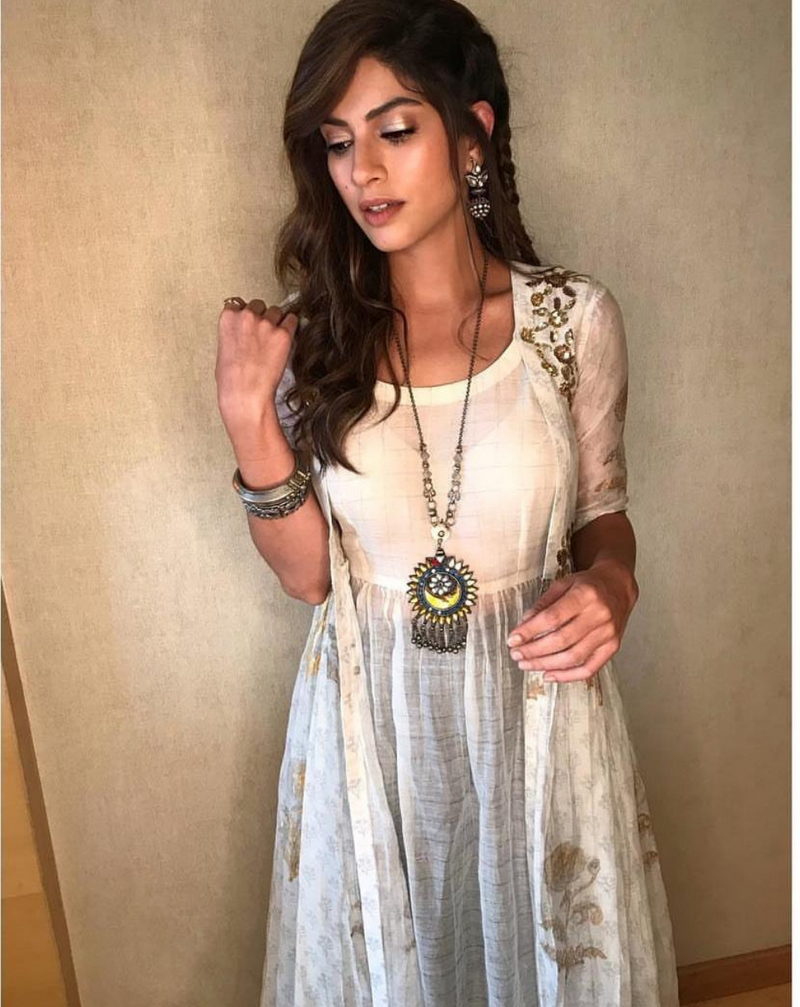 Sapna pabbi in Sangeeta Boochra Earrings, Bangles And Necklace With Glass Stone-Earrings-Sangeeta Boochra