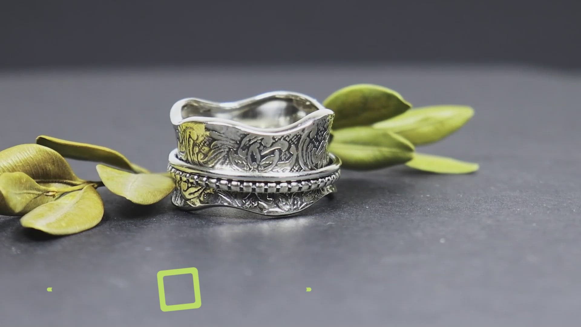 Flower 925 Silver Plated Meditation Spinner Ring US Size 11.75 R-16382