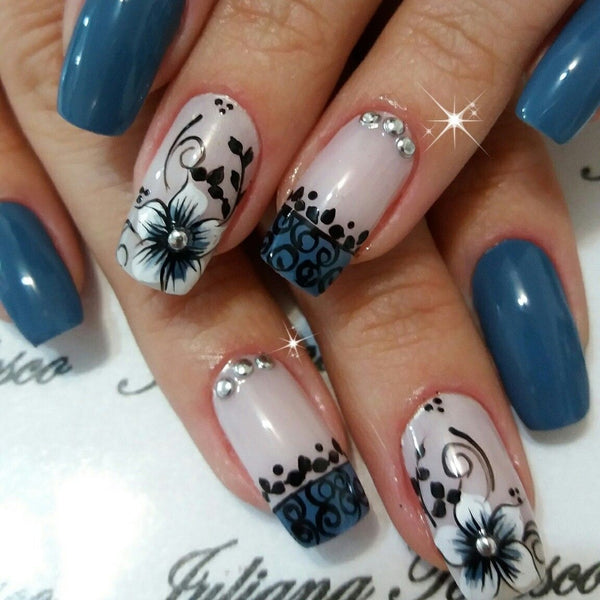 Blue Beauty Flower Nails