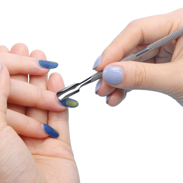 Nail cutter and Cuticle Pusher by AbyBom