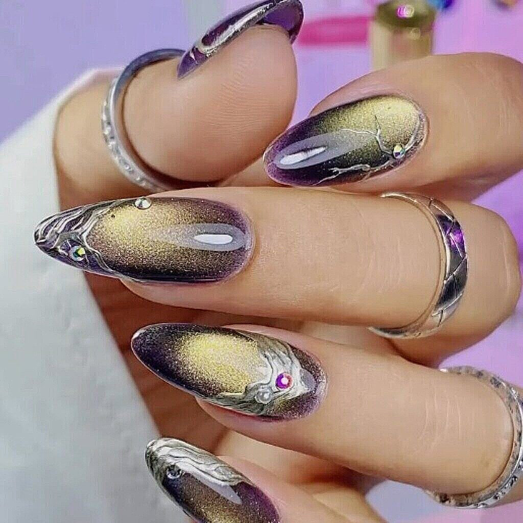 Sun and Moon Nail Cat Eye