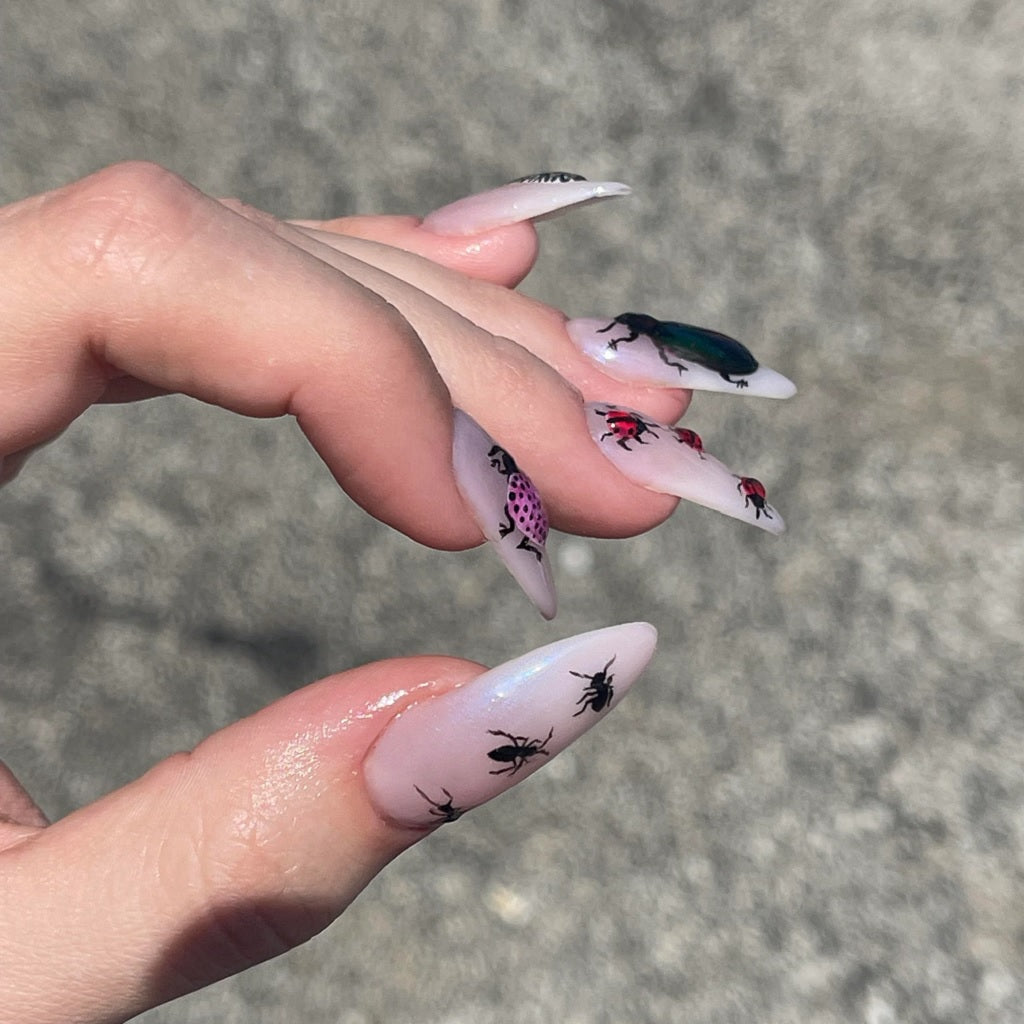 Touchable Bug Nails