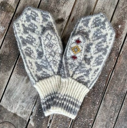 Rabbit Mittens by Arne & Carlos