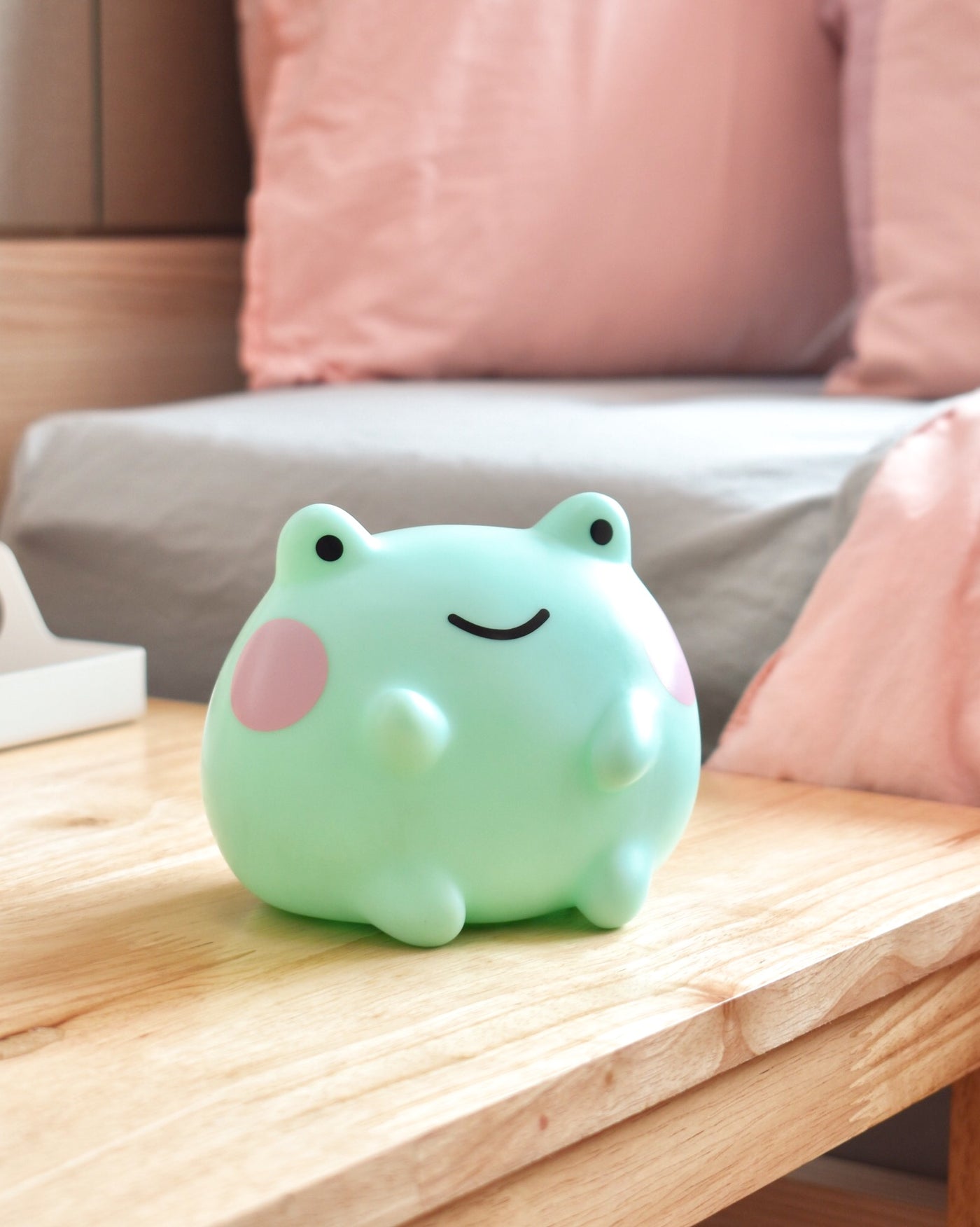 frog lamp kawaii