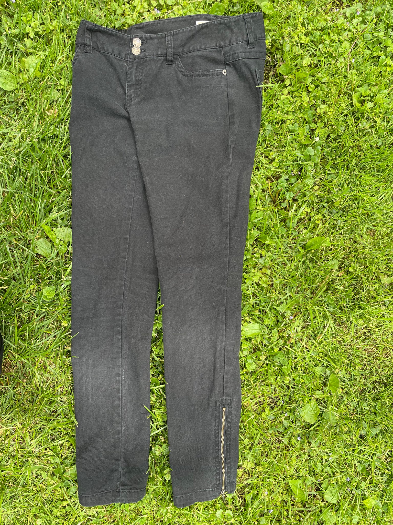 Michael Kors skinny jeans, Size 2 – Holy Ogre