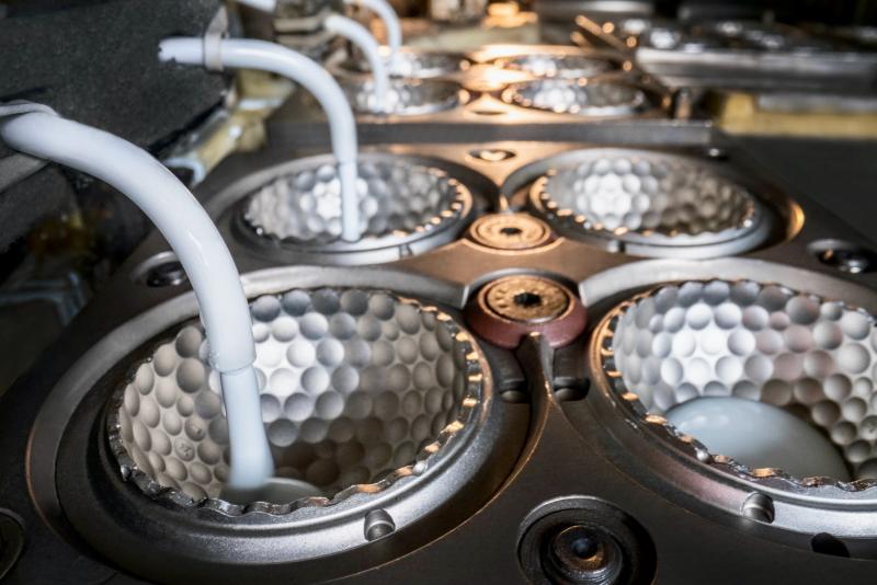 Injection Molding Golf Balls