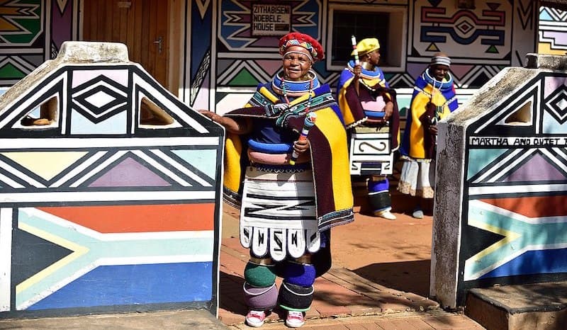 femmes ndebele en jocolo