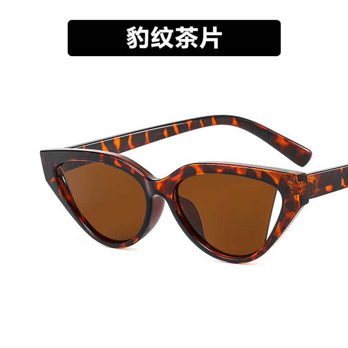 Wholesale Small Frame Notched Cat Eye Sunglasses JDC-SG-PLS070