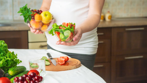pregnant woman healthy eating