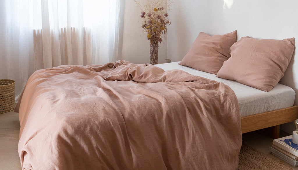 How Do Linen Sheets Keep You Cool In The Summer