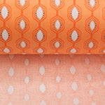 Lade das Bild in den Galerie-Viewer, beschichtete Baumwollstoff Muster auf orange Klaranähta

