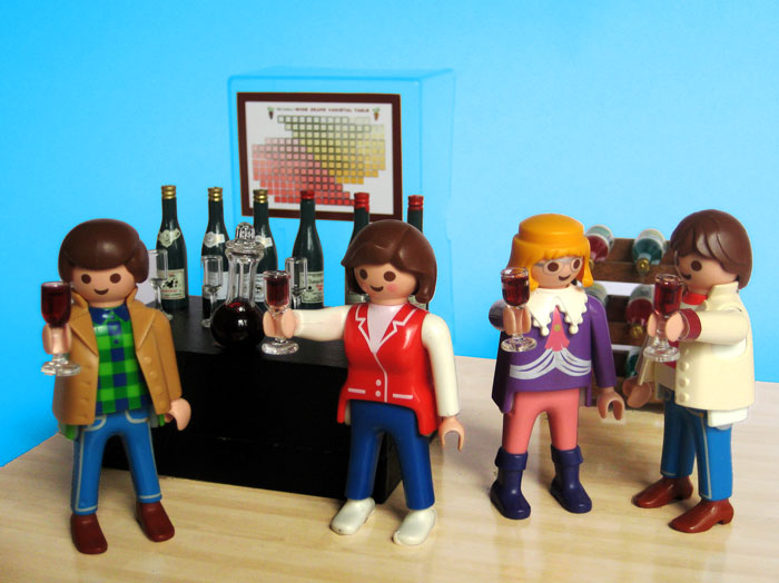 Robert Parker, Andrea Immer Robinson, Jancis Robinson and Gary Vaynerchuk hanging out at the Playmobil wine bar.