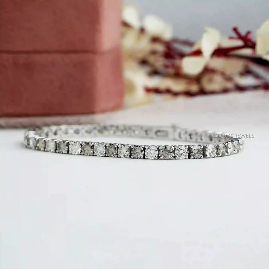 Black and white colored lab-grown diamond bracelet for women in 18KT white gold