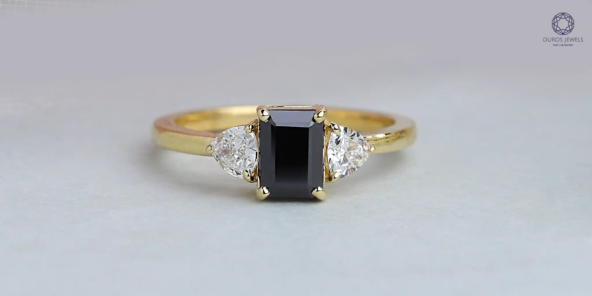 Black Diamond Engagement Ring Rose Gold Cluster Halo Diamond Oval Ring | La  More Design