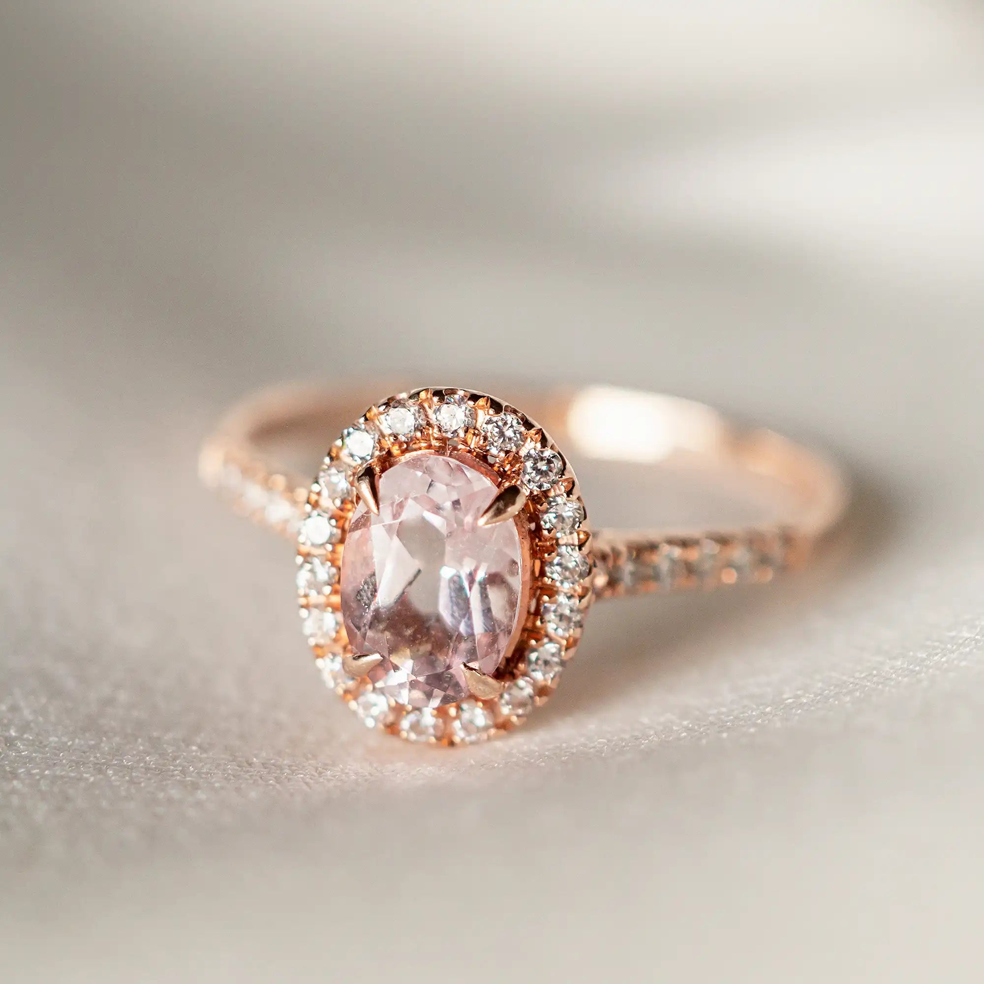 Oval shaped chocolate diamond ring in rose gold for her