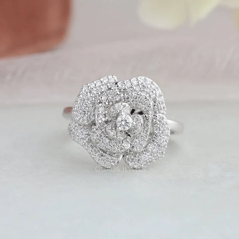 Round cut diamond cocktail ring for women