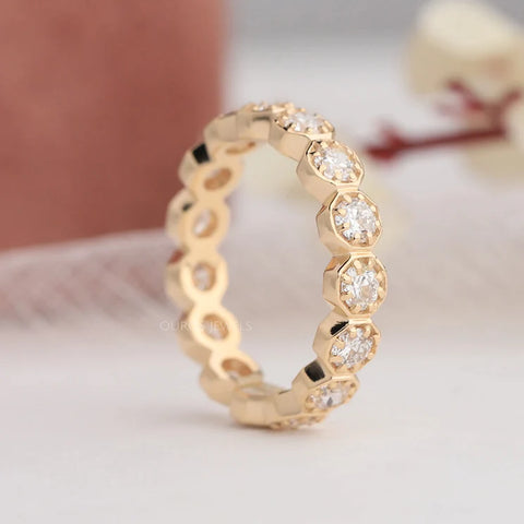 European round cut lab-grown diamond eternity promise ring band in feminist rose gold for such a beautiful appearance to get.