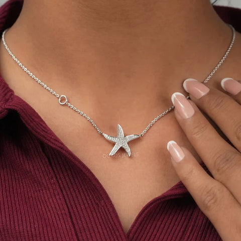 Dazzling starfish-inspired round-cut cluster diamond women's pendant, a radiant and whimsical accessory for a touch of ocean-inspired elegance.