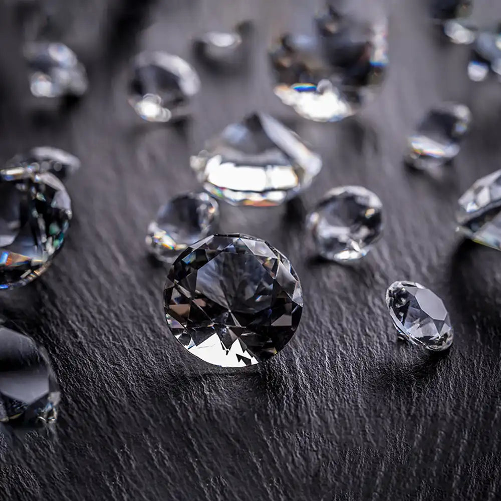 Stones That Look Like Diamonds - Diamond Alternatives