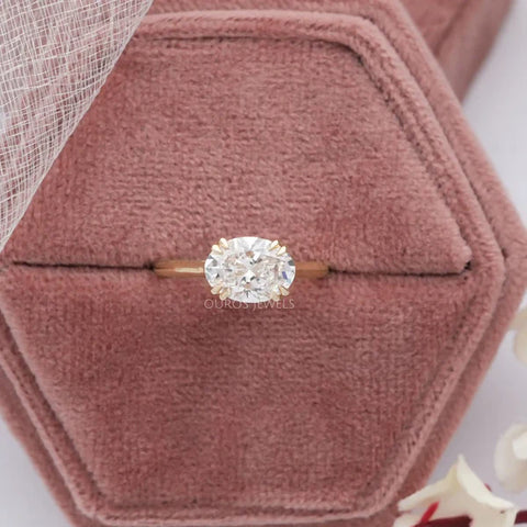 [Oval East West Solitaire Ring]-[ouros jewels]