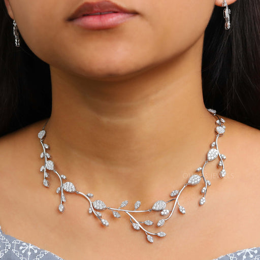 Cubic Zirconia Minimalist Diamond/Crystal Necklace, Bridal Necklace Se –  TheMillenniumBride