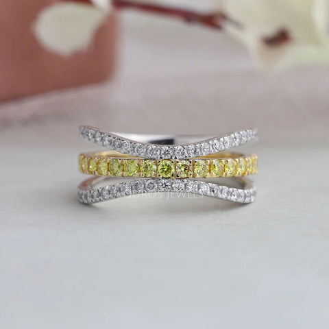 [Channel set ring in yellow and white color round diamond]-[ouros jewels]